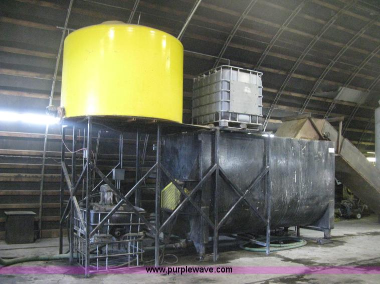 image for item B8297 Asphalt seal coating plant