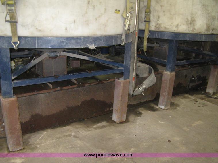 image for item B8297 Asphalt seal coating plant