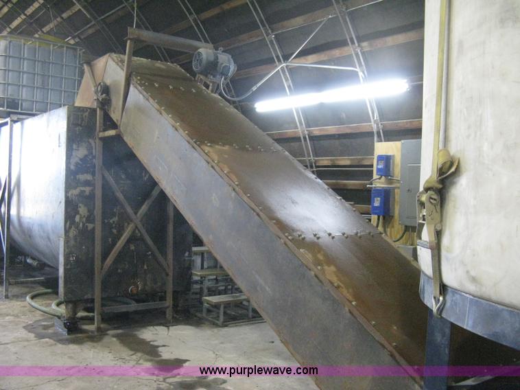 image for item B8297 Asphalt seal coating plant