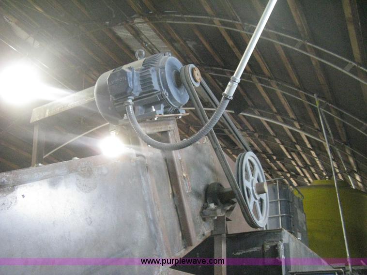 image for item B8297 Asphalt seal coating plant