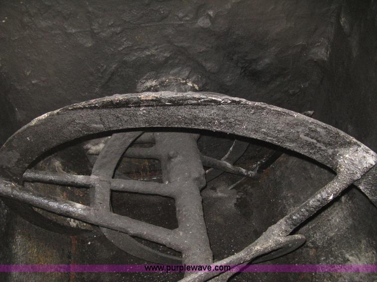 image for item B8297 Asphalt seal coating plant