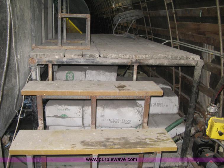 image for item B8297 Asphalt seal coating plant