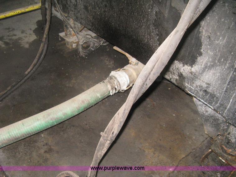 image for item B8297 Asphalt seal coating plant