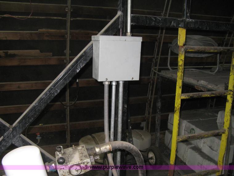 image for item B8297 Asphalt seal coating plant