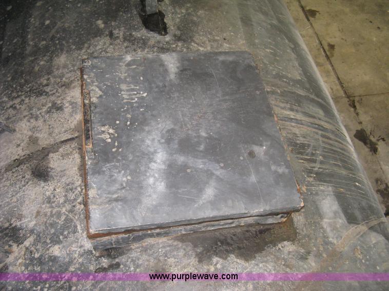 image for item B8297 Asphalt seal coating plant