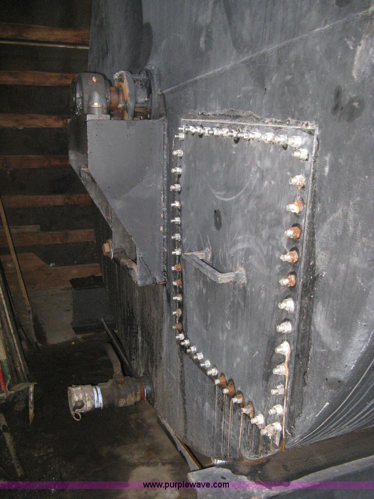 image for item B8297 Asphalt seal coating plant