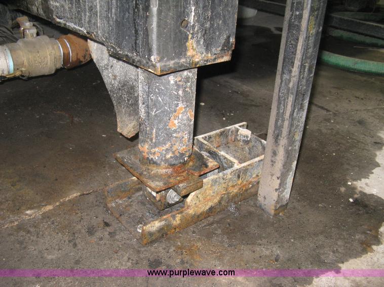 image for item B8297 Asphalt seal coating plant