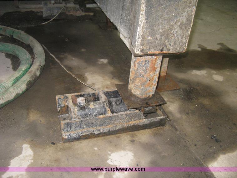 image for item B8297 Asphalt seal coating plant