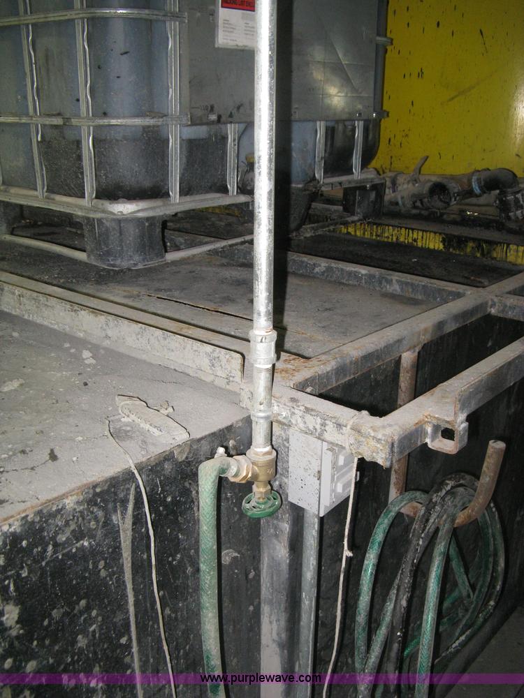 image for item B8297 Asphalt seal coating plant