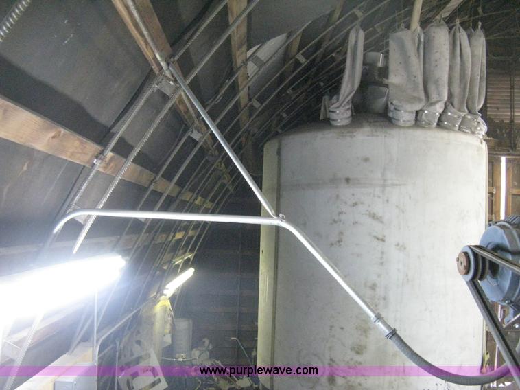 image for item B8297 Asphalt seal coating plant