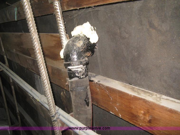 image for item B8297 Asphalt seal coating plant