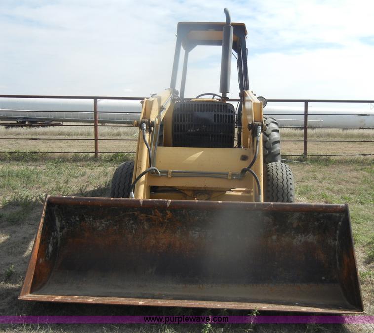 image for item D4829 Ford 345C tractor