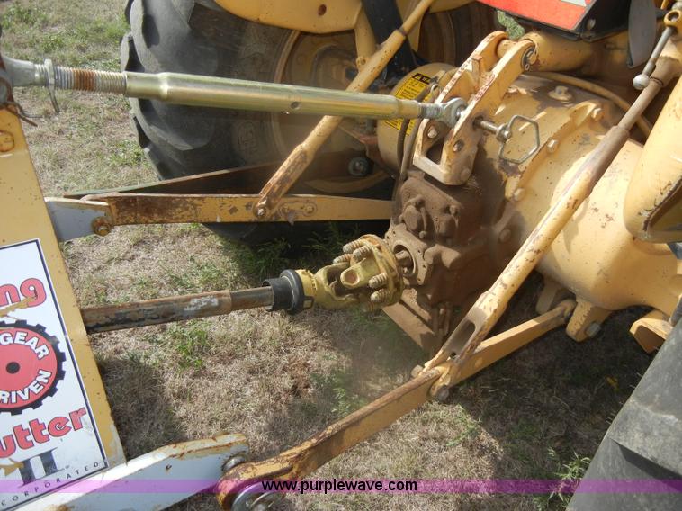 image for item D4829 Ford 345C tractor