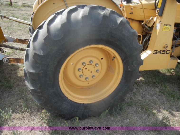 image for item D4829 Ford 345C tractor