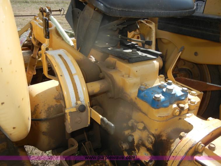 image for item D4829 Ford 345C tractor