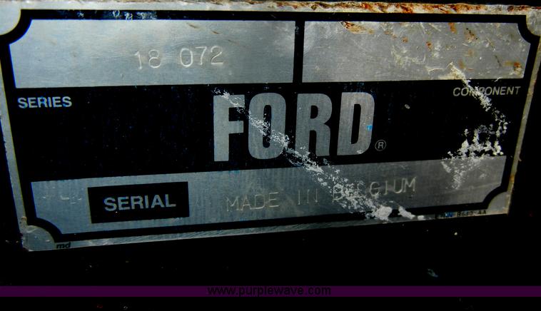 image for item D4829 Ford 345C tractor