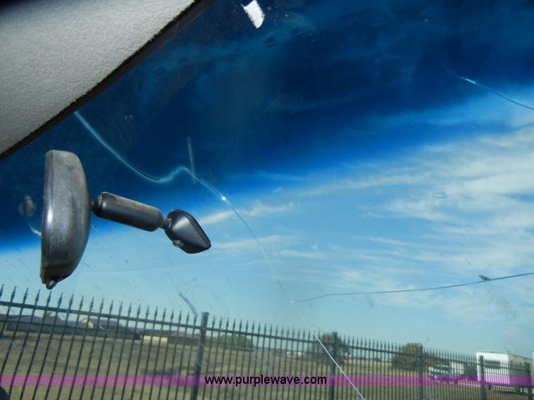 image for item D4836 2001 Chevrolet Silverado 2500HD Extended Cab pickup truck