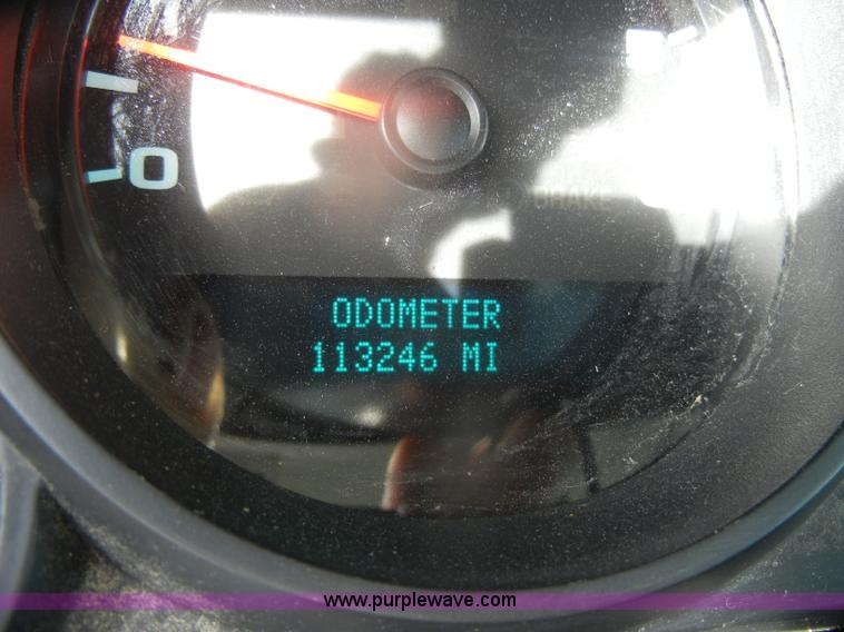 image for item D4837 2008 Chevrolet Silverado C1500 pickup truck