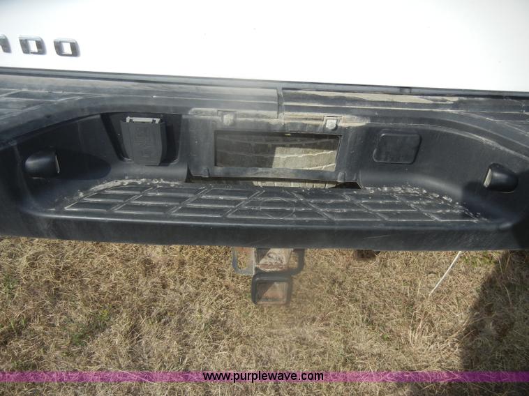 image for item D4837 2008 Chevrolet Silverado C1500 pickup truck