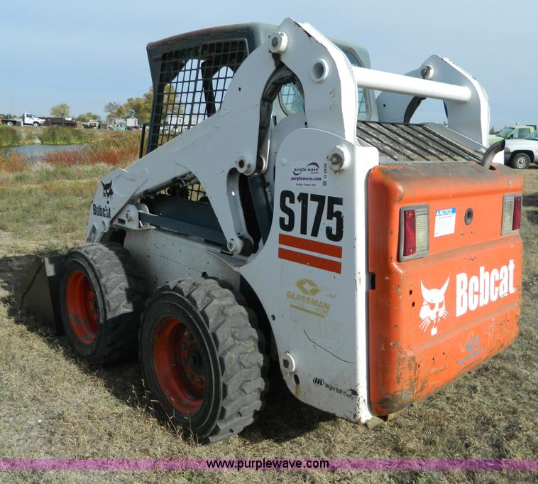 image for item D4838 2004 Bobcat S175 skid steer