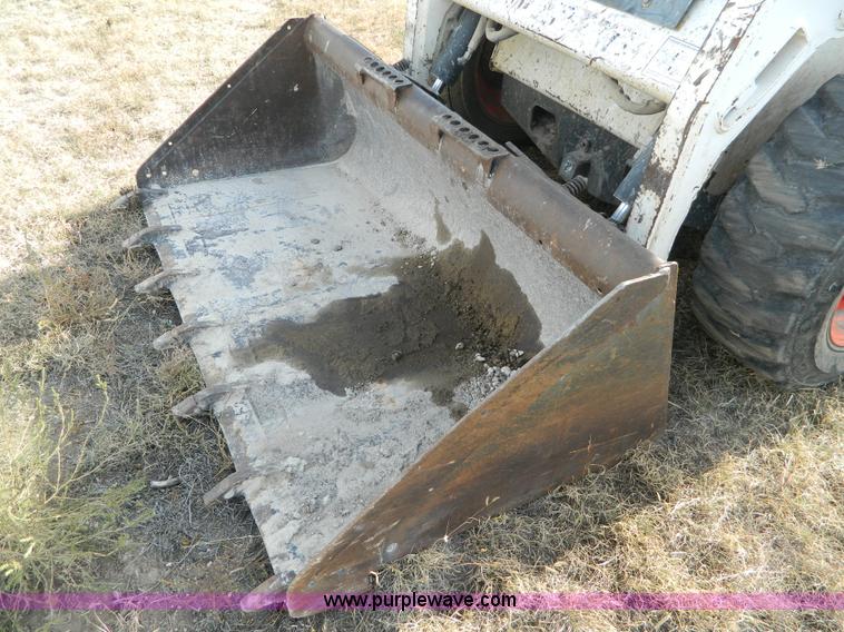 image for item D4838 2004 Bobcat S175 skid steer