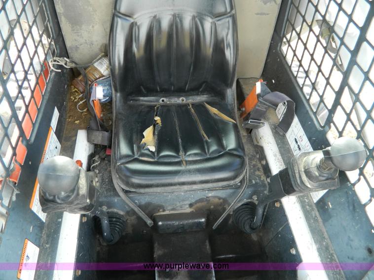 image for item D4838 2004 Bobcat S175 skid steer