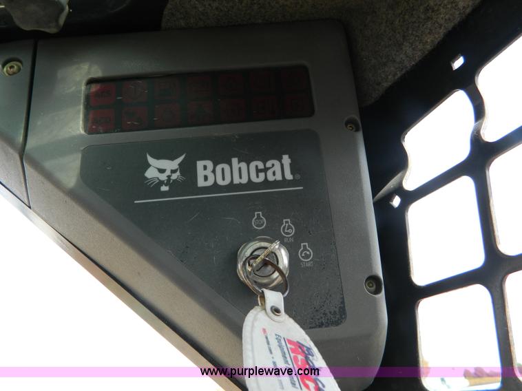 image for item D4838 2004 Bobcat S175 skid steer