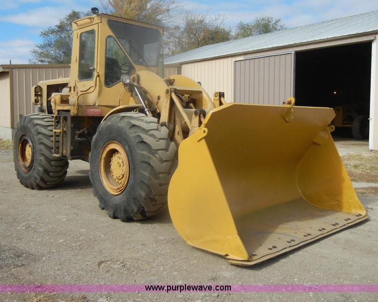 image for item D4929 1972 Caterpillar 966C wheel loader