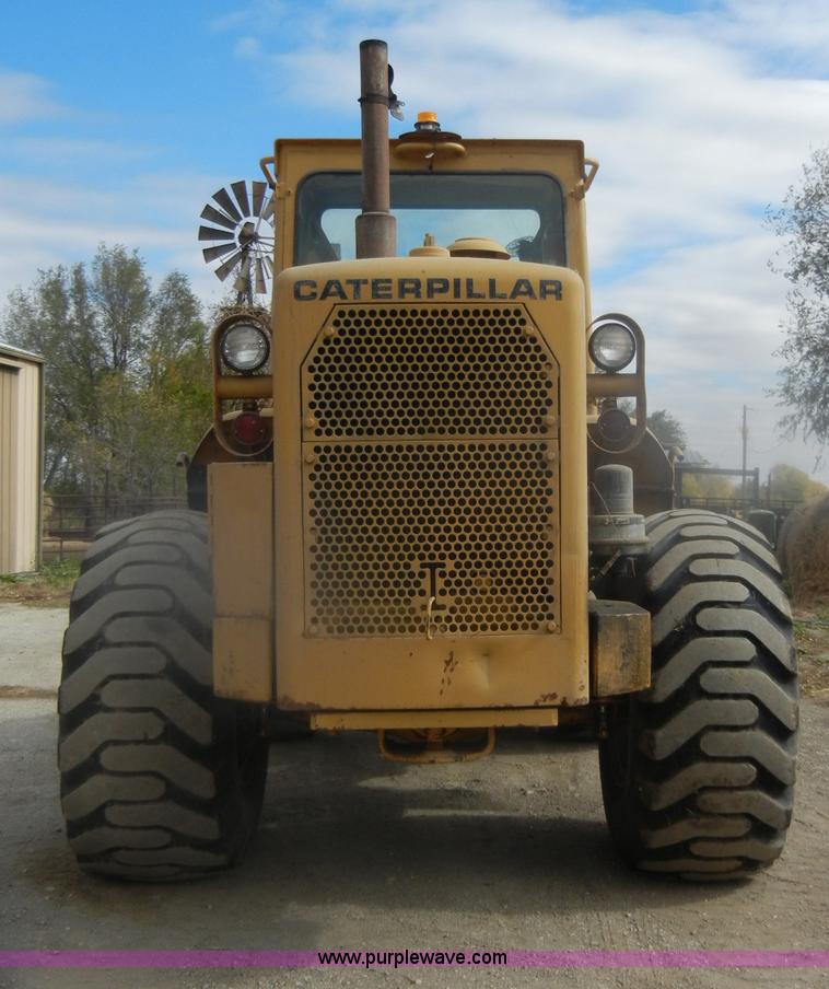 image for item D4929 1972 Caterpillar 966C wheel loader