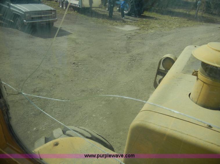 image for item D4929 1972 Caterpillar 966C wheel loader