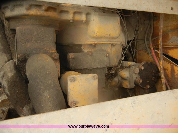 image for item D4929 1972 Caterpillar 966C wheel loader