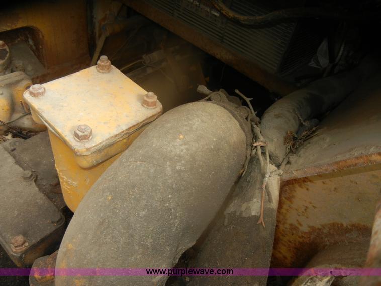 image for item D4929 1972 Caterpillar 966C wheel loader