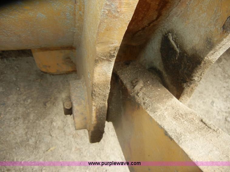 image for item D4929 1972 Caterpillar 966C wheel loader