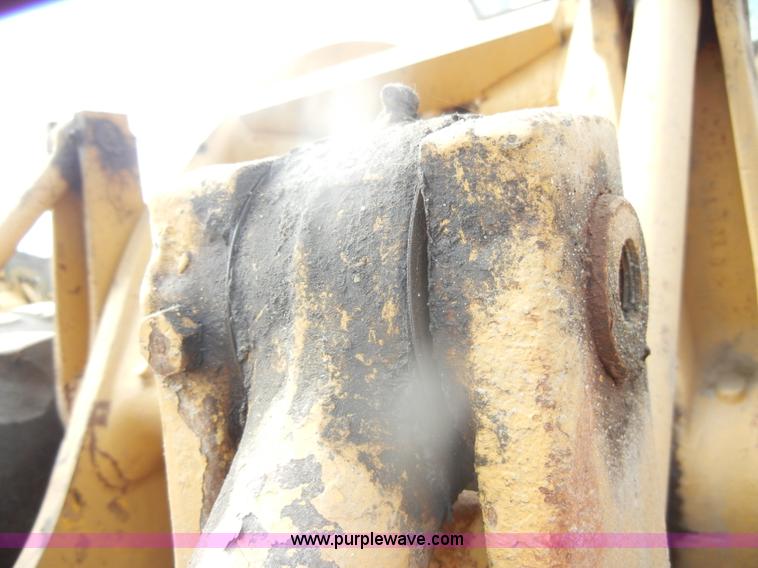 image for item D4929 1972 Caterpillar 966C wheel loader