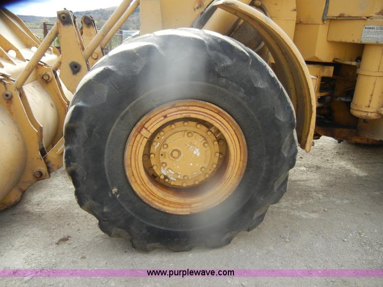 image for item D4929 1972 Caterpillar 966C wheel loader