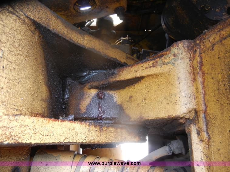 image for item D4929 1972 Caterpillar 966C wheel loader