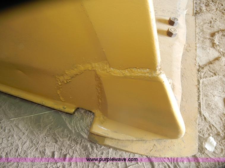 image for item D4929 1972 Caterpillar 966C wheel loader