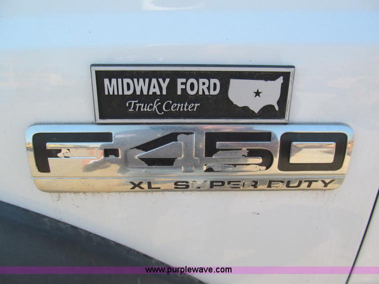 image for item E2037 2006 Ford F450 XL Super Duty service truck