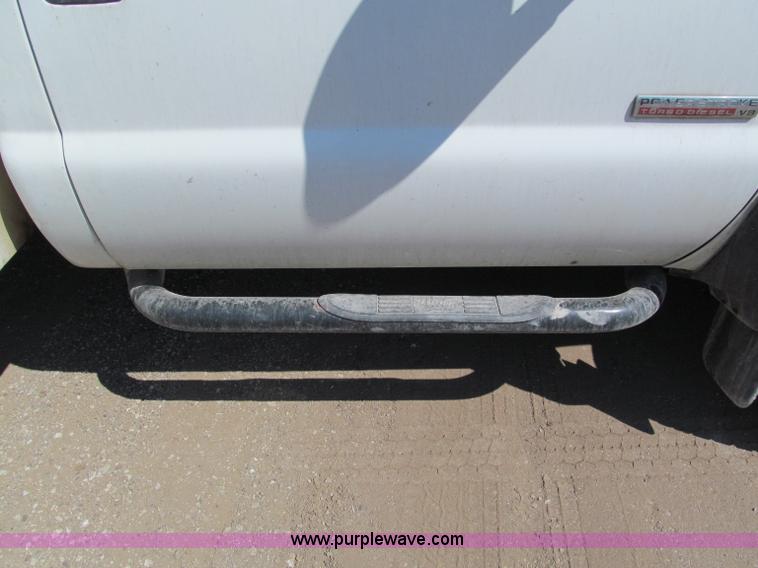 image for item E2037 2006 Ford F450 XL Super Duty service truck