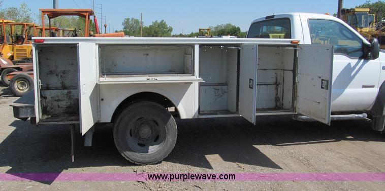 image for item E2037 2006 Ford F450 XL Super Duty service truck