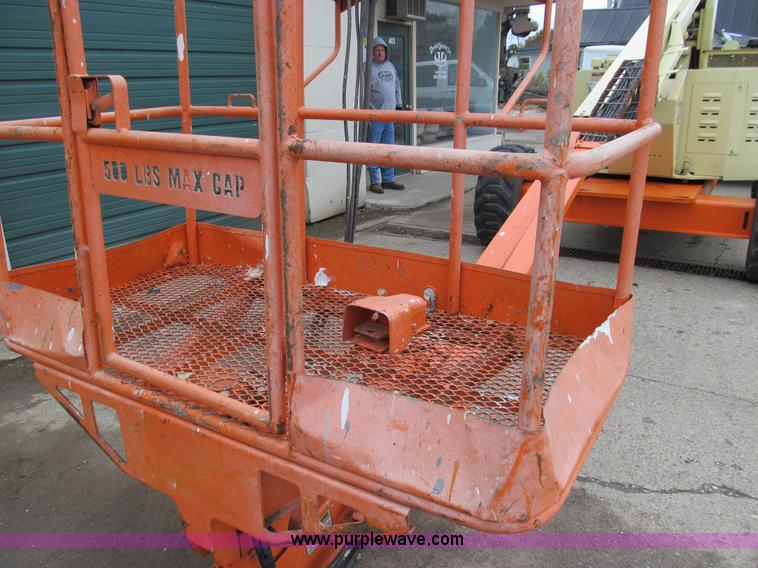 image for item E3540 1995 JLG 40HA articulating boom lift