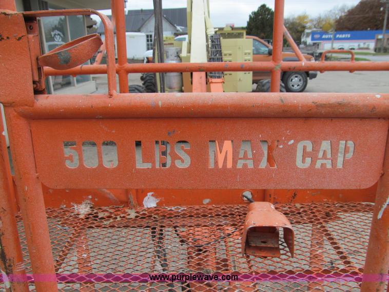 image for item E3540 1995 JLG 40HA articulating boom lift