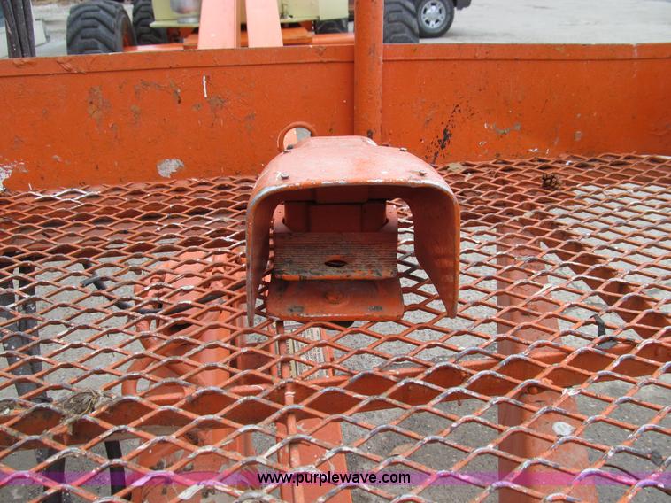 image for item E3540 1995 JLG 40HA articulating boom lift