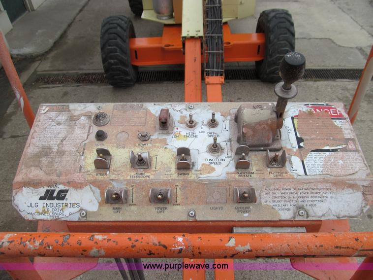 image for item E3540 1995 JLG 40HA articulating boom lift