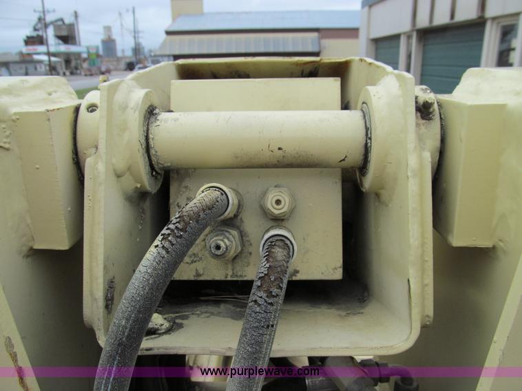 image for item E3540 1995 JLG 40HA articulating boom lift