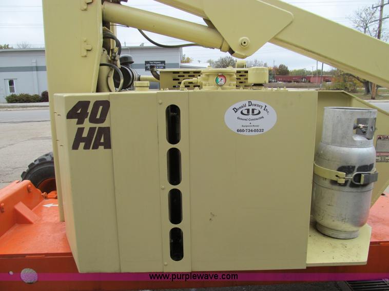 image for item E3540 1995 JLG 40HA articulating boom lift