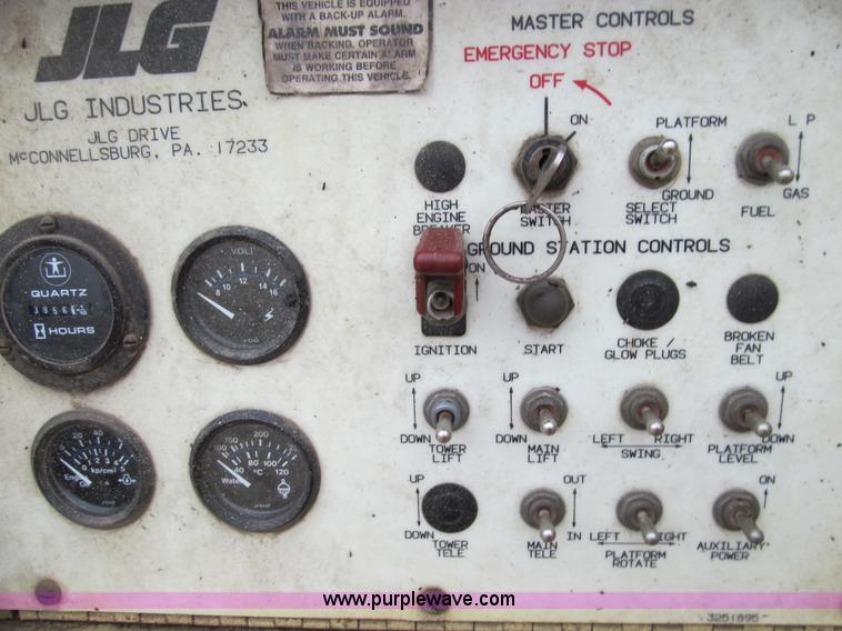 image for item E3540 1995 JLG 40HA articulating boom lift