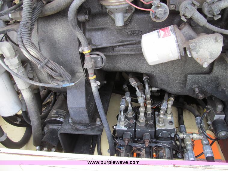 image for item E3540 1995 JLG 40HA articulating boom lift