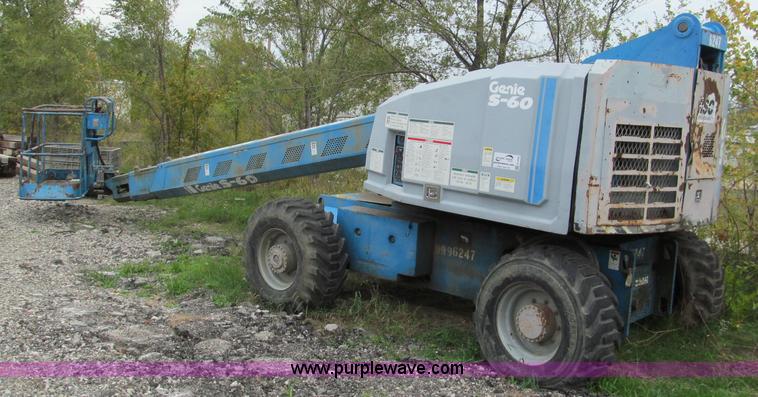 image for item E5599 1994 Genie S60 boom lift