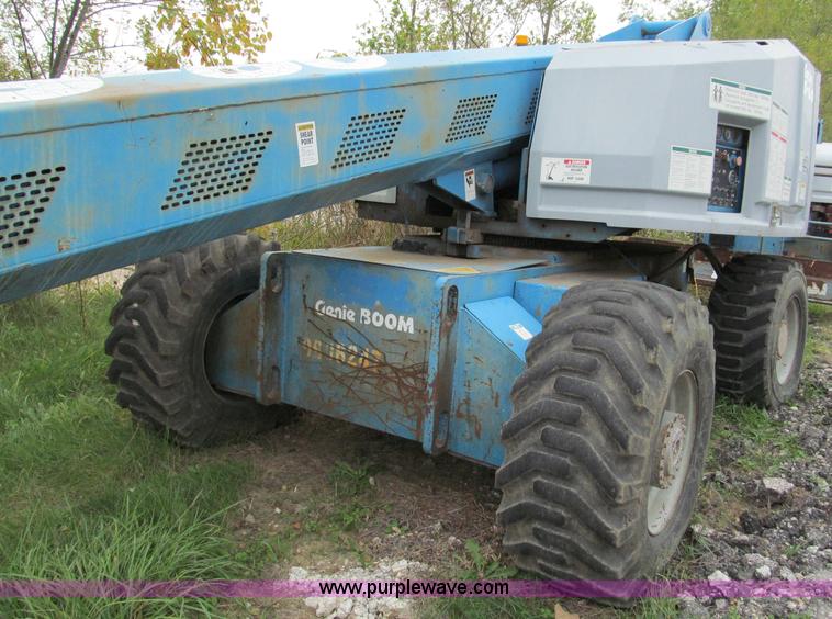 image for item E5599 1994 Genie S60 boom lift